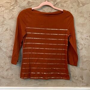 A new day brand women’s mid sleeve shirt. Brownish with gold stripes. Size XS